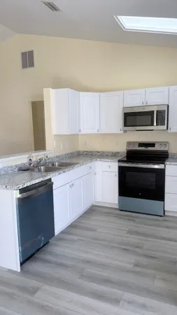 $2,400 | 4262 Southwest Jared Street, Port St. Lucie, FL 34953