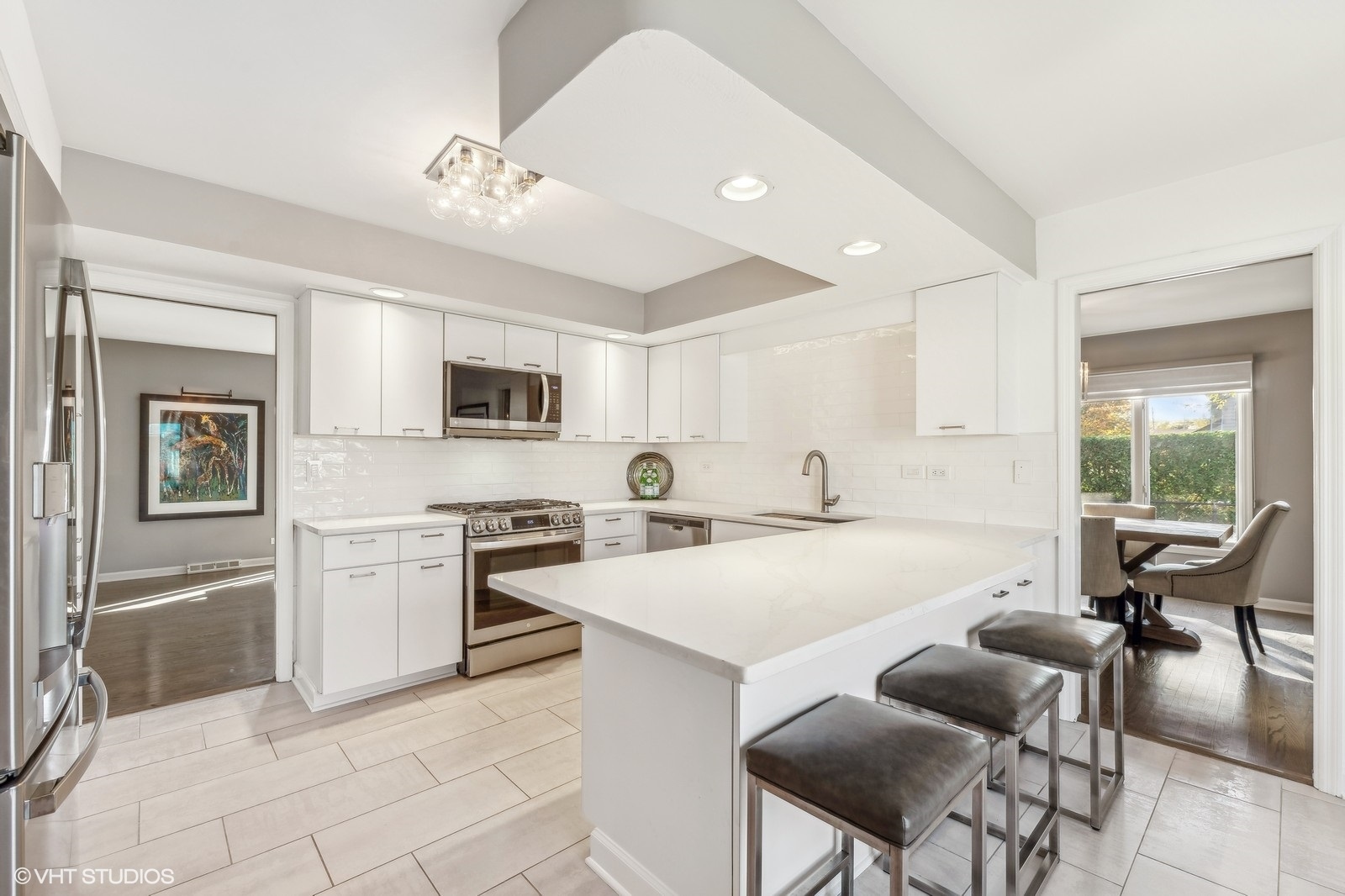 1026 South Church Road Mount Prospect, IL 60056 - Photo 8 of 32 Gallery Image 8
