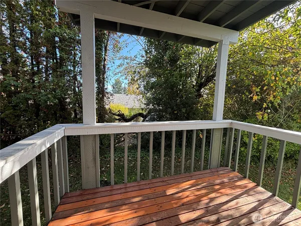 $1,800 | 2638 Cascade Trail, Unit A, Bremerton, WA 98310