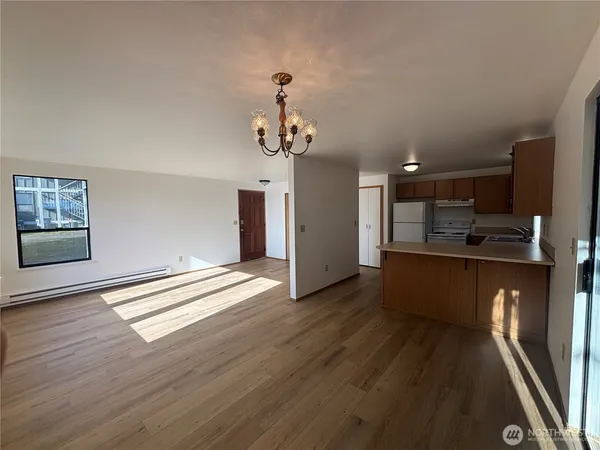 $1,800 | 2638 Cascade Trail, Unit A, Bremerton, WA 98310