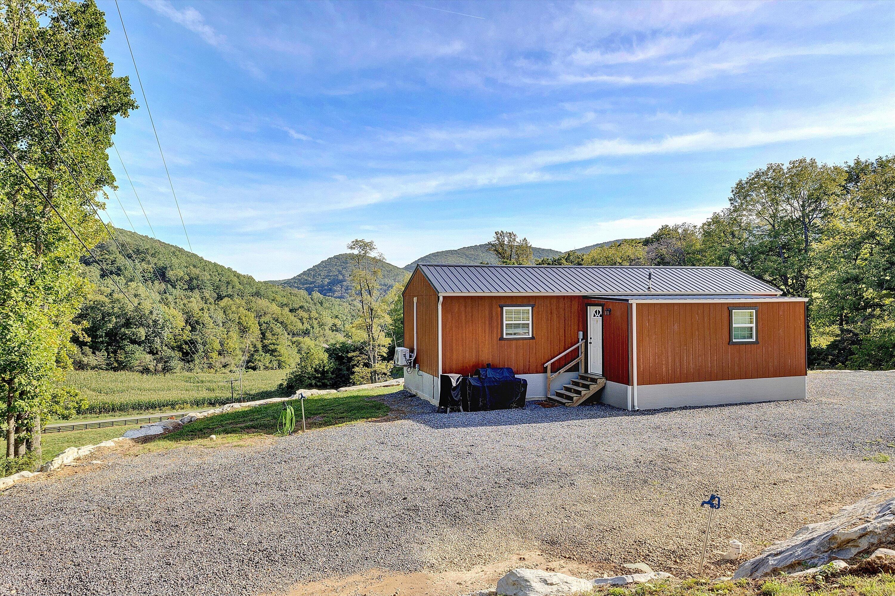 7506 Roaring Run Road Covington, VA 24426 - Photo 16 of 23 14-201A1444