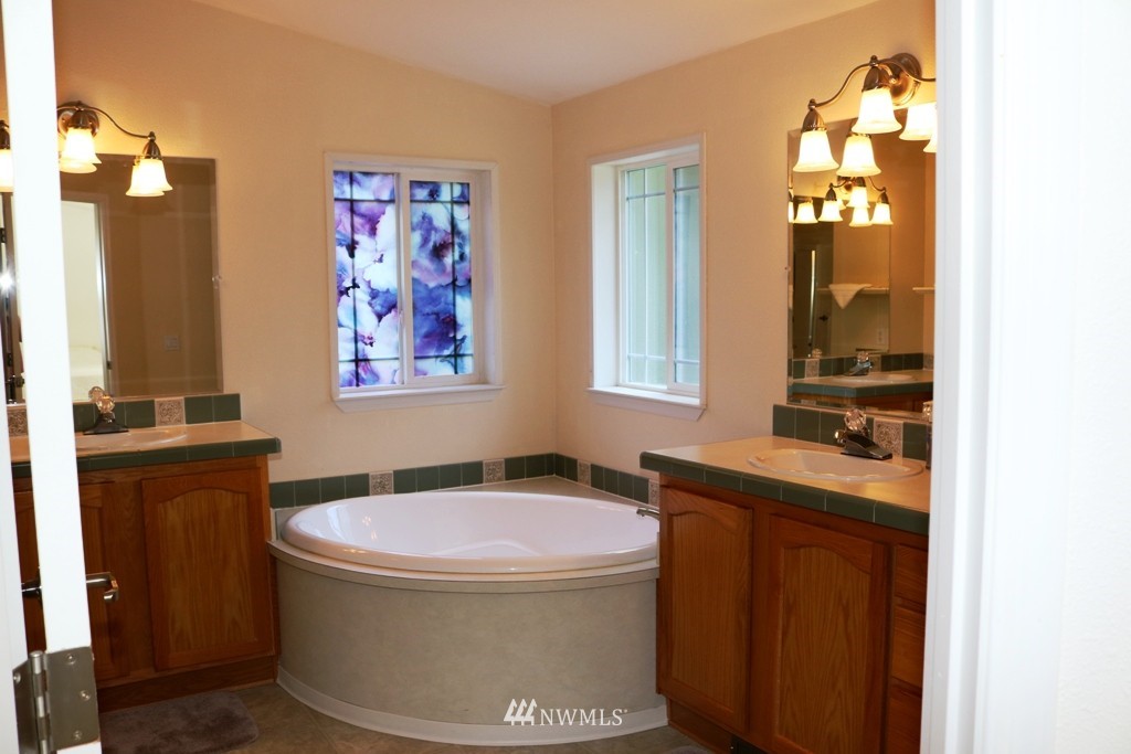 3031 East Rasor Road Belfair, WA 98528 - Photo 19 of 25 Gallery Image 19