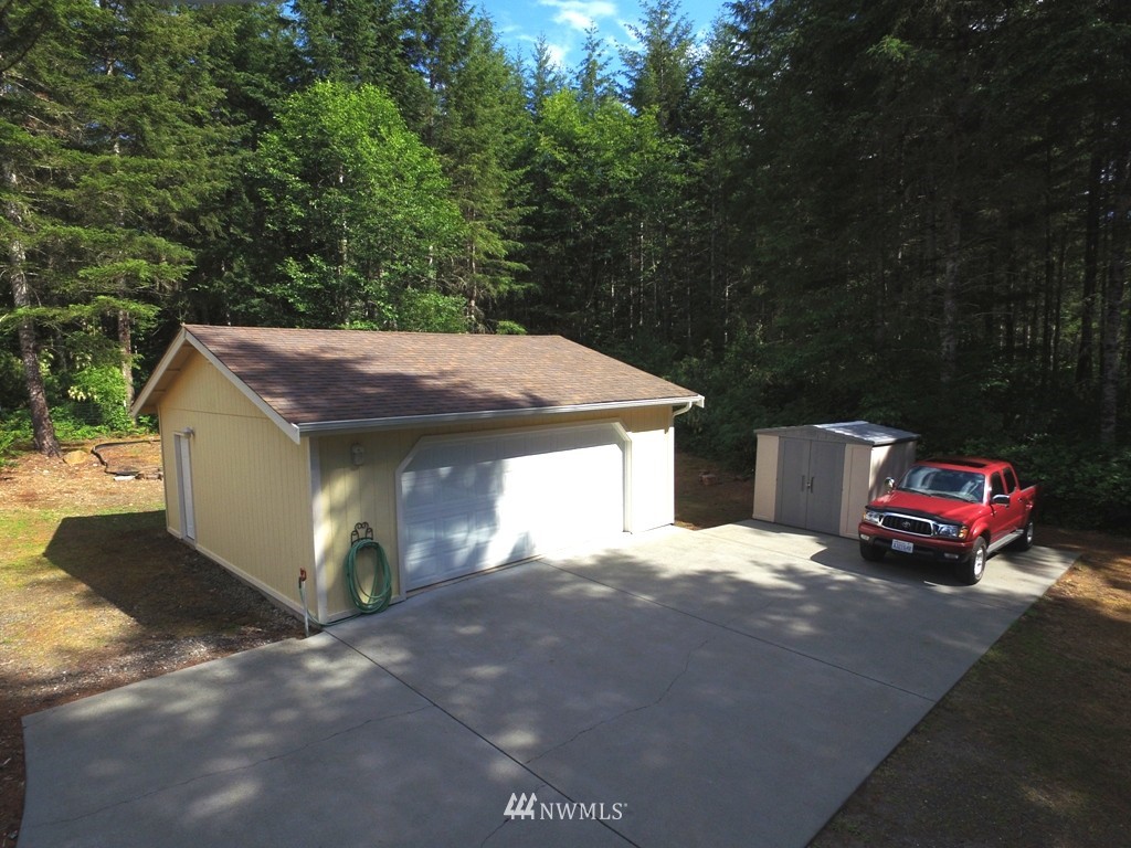 3031 East Rasor Road Belfair, WA 98528 - Photo 23 of 25 Gallery Image 23
