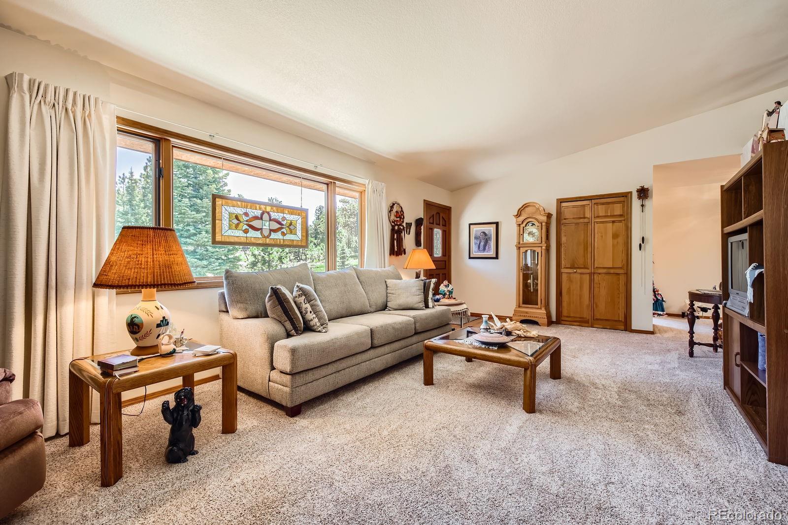 18150 Martingale Road Monument, CO 80132 - Photo 5 of 31 Gallery Image 5