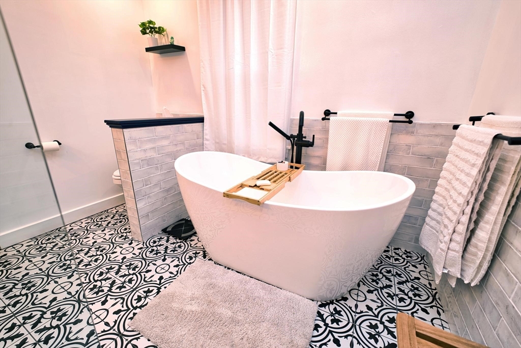 340 Kaufman Road Somerset, MA 02726 - Photo 30 of 41