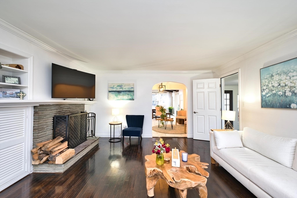 340 Kaufman Road Somerset, MA 02726 - Photo 6 of 41