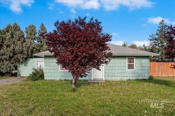 $239,900 | 404 South Whitley Drive, Fruitland, ID 83619