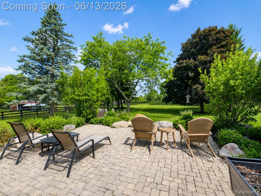 1310 Brauer Road Oxford, MI 48371 - Photo 3 of 73
