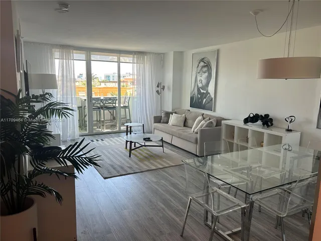 $4,950 | 90 Alton Road, Unit 607, Miami Beach, FL 33139