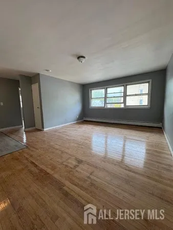 $1,650 | 120 West 3rd Street, Unit 18, Roselle, NJ 07203