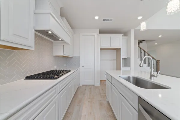 $557,000 | 1911 Hickory Grv Lane, Tomball, TX 77375