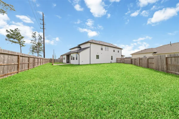 $557,000 | 1911 Hickory Grv Lane, Tomball, TX 77375