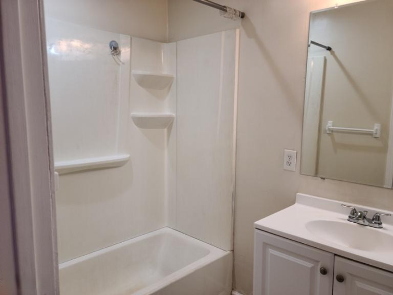 226 South Willowbrook Road Coldwater, MI 49036 - Photo 14 of 37 226 S. Willowbrook 051