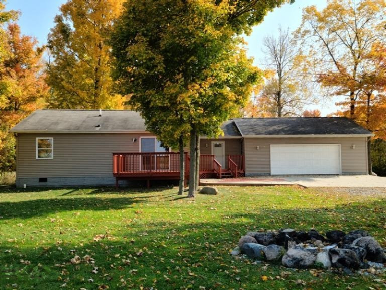 226 South Willowbrook Road Coldwater, MI 49036 - Photo 3 of 37 226 S. Willowbrook 036
