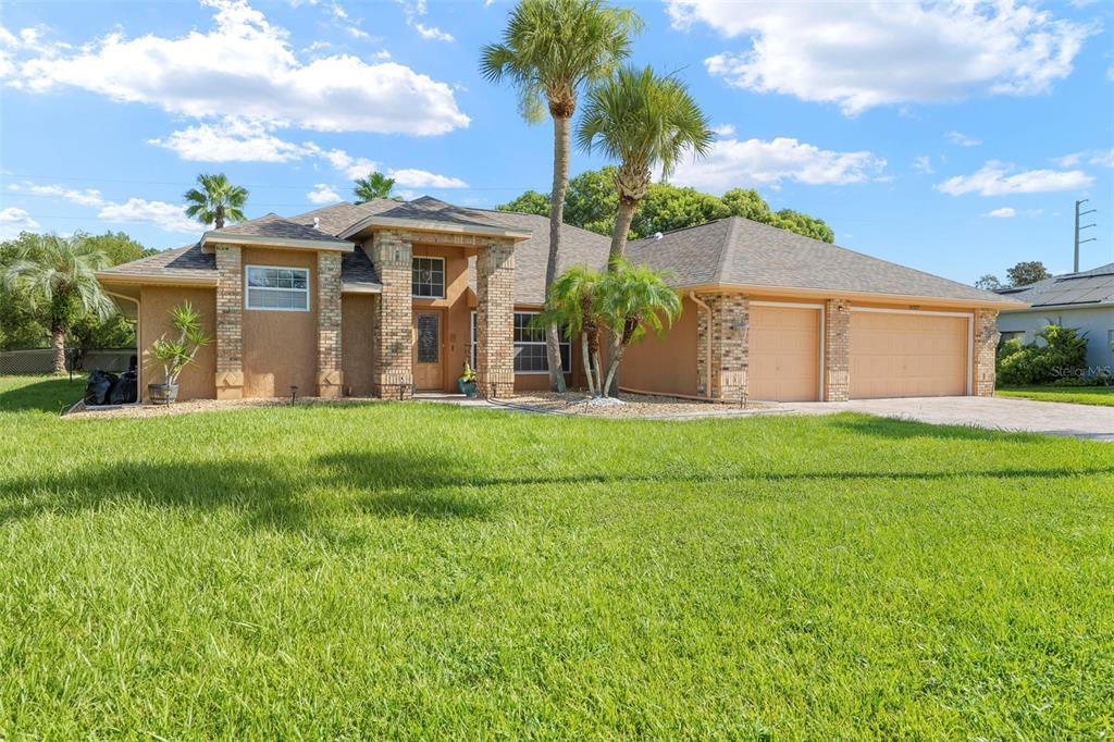 14207 Cornewall Lane Spring Hill, FL 34609 - Photo 4 of 63