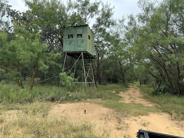 a house view with a outdoor space