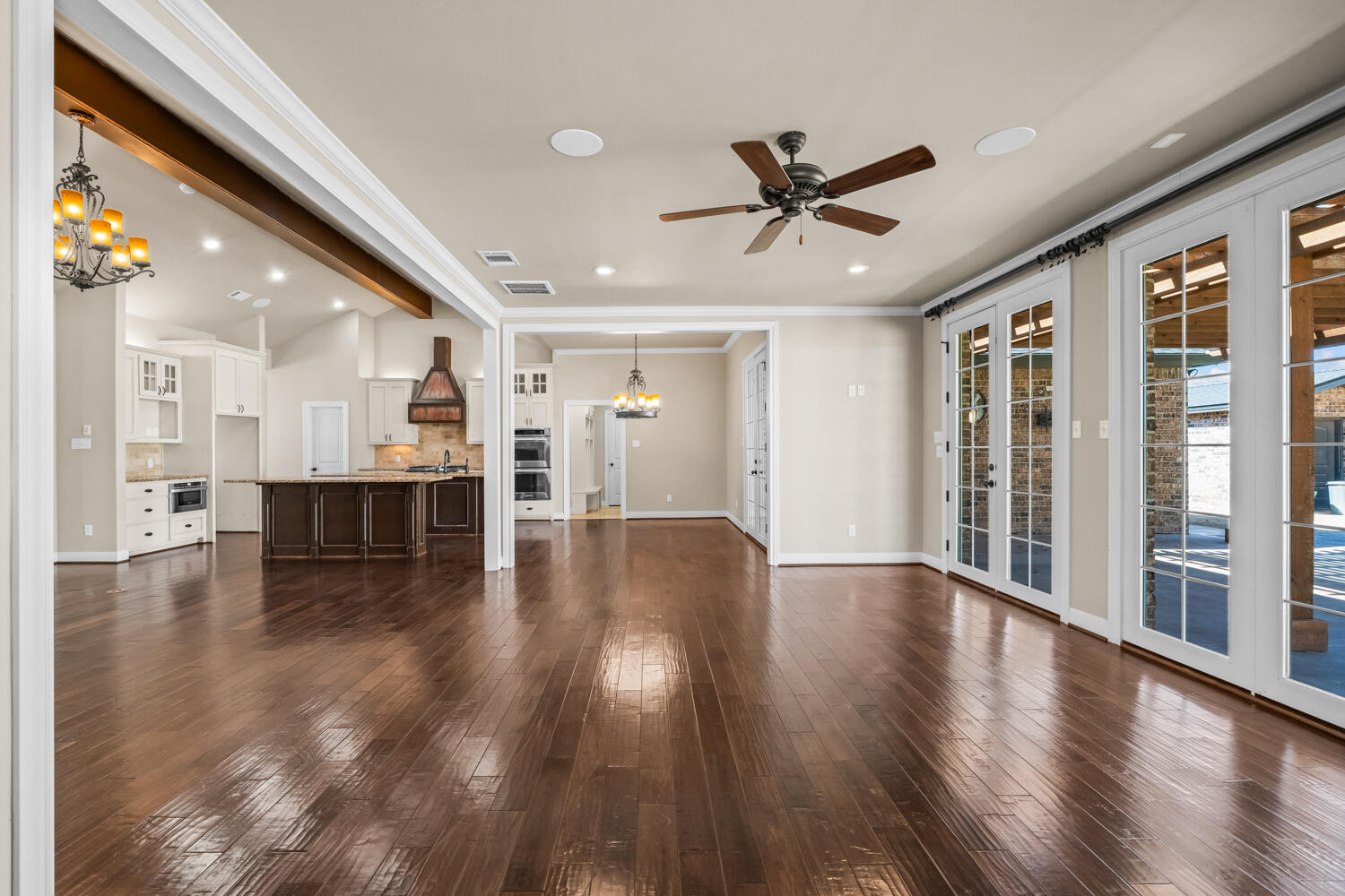 1405 11th Place Shallowater, TX 79363 - Photo 11 of 81 1405 11th Pl Shallowater-63