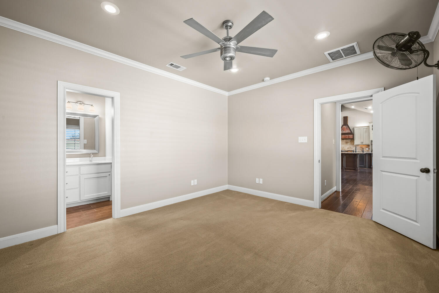 1405 11th Place Shallowater, TX 79363 - Photo 50 of 81 1405 11th Pl Shallowater-41