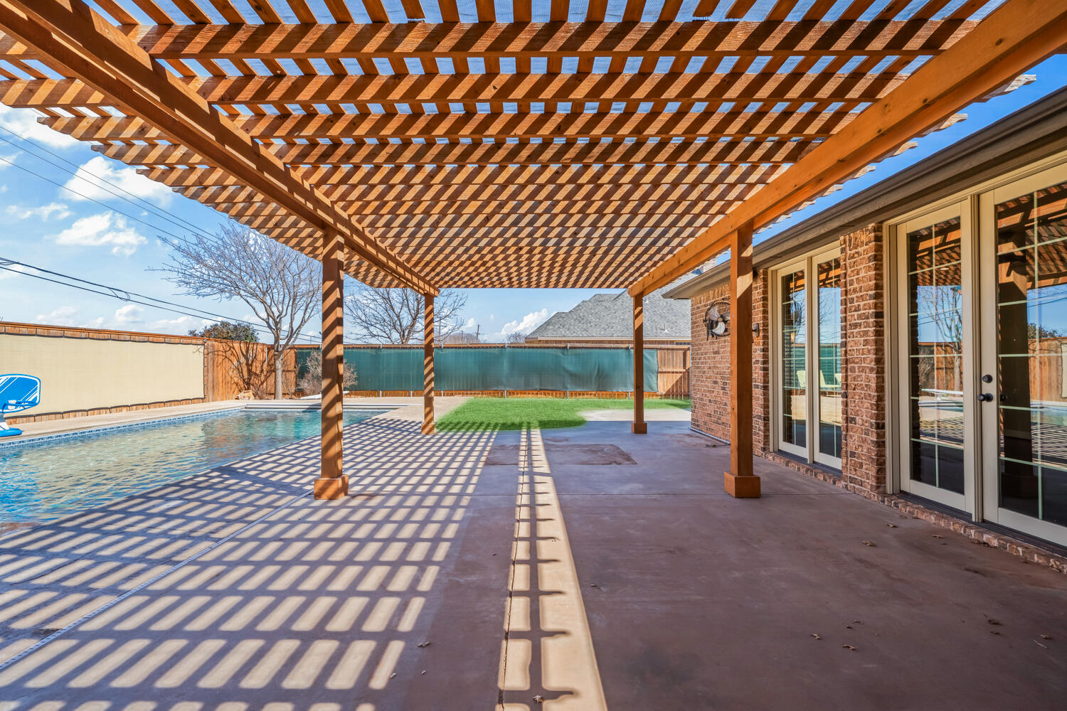 1405 11th Place Shallowater, TX 79363 - Photo 72 of 81 a house view with a garden space