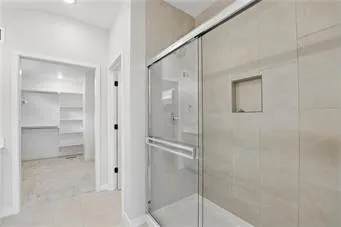 $466,950 | 500 Southwest Chelmsford Drive, Blue Springs, MO 64014