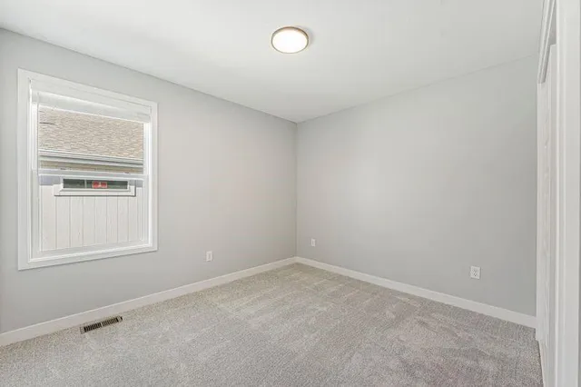 $466,950 | 500 Southwest Chelmsford Drive, Blue Springs, MO 64014