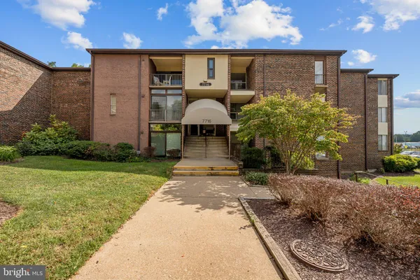 $2,495 | 7716 Hanover Parkway, Unit 304, Greenbelt, MD 20770