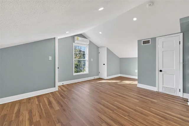 $5,000 | 2835 West Shelton Avenue, Tampa, FL 33611