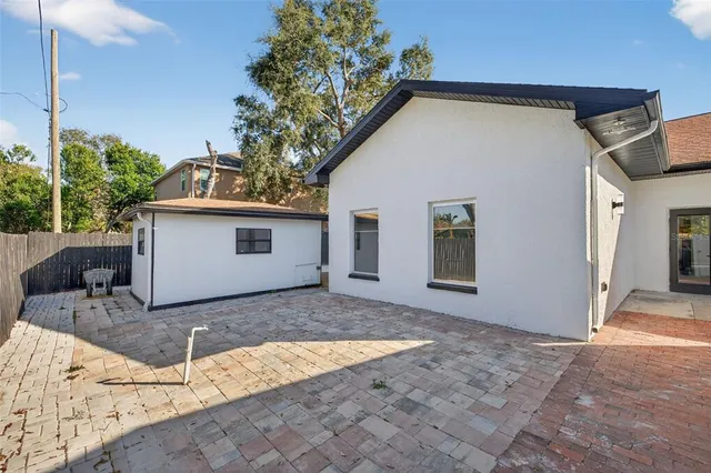 $5,000 | 2835 West Shelton Avenue, Tampa, FL 33611