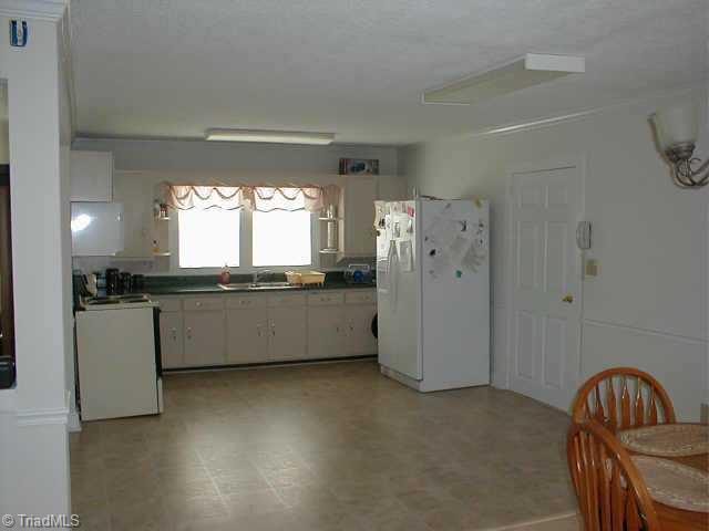 10097 Hampton Road Lexington, NC 27295 - Photo 4 of 9 Other.