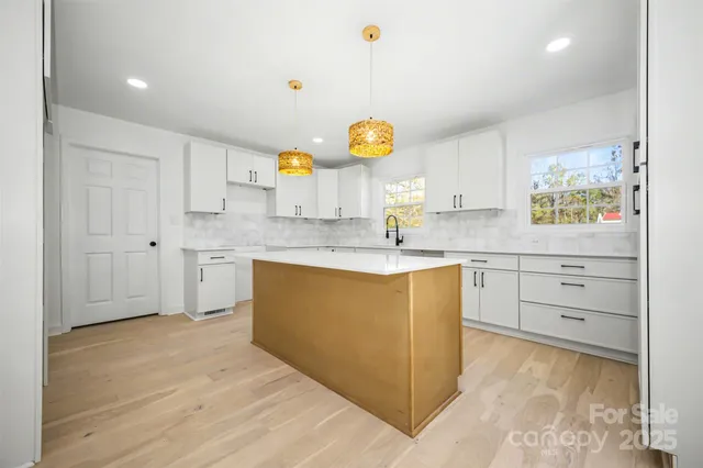 $450,000 | 211 Ole Simpson Place, Catawba, SC 29704