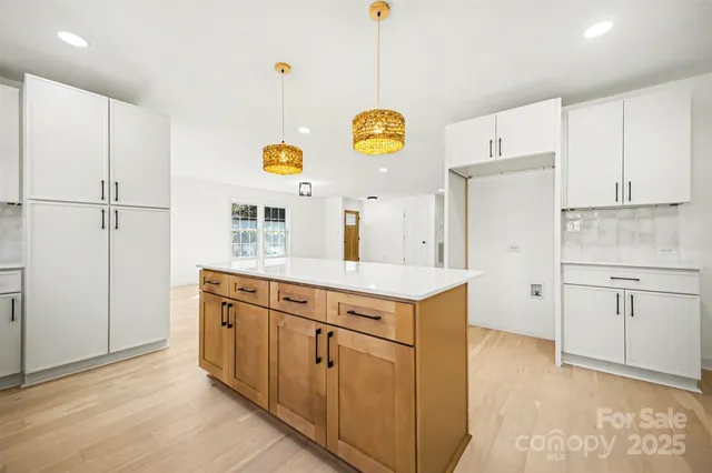 $450,000 | 211 Ole Simpson Place, Catawba, SC 29704