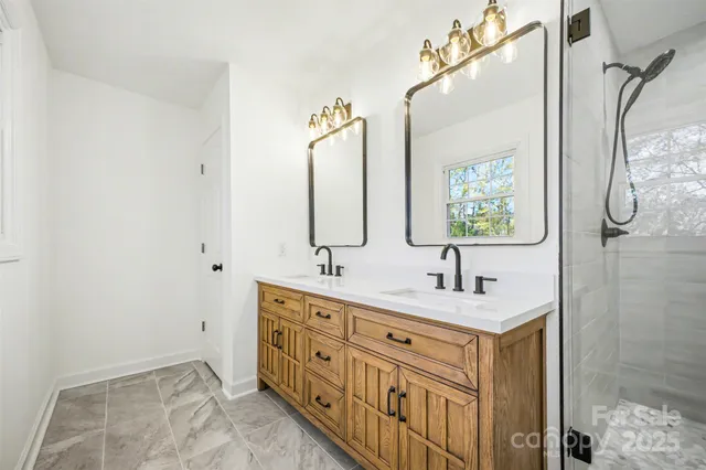 $450,000 | 211 Ole Simpson Place, Catawba, SC 29704