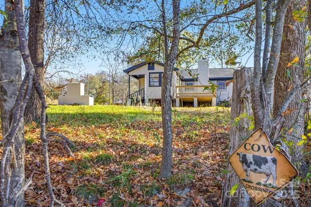 $450,000 | 211 Ole Simpson Place, Catawba, SC 29704