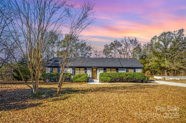 $450,000 | 211 Ole Simpson Place, Catawba, SC 29704