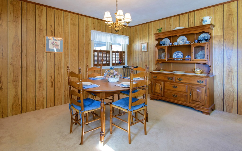 4 Bartlett Road Danvers, MA 01923 - Photo 3 of 30 Gallery Image 3