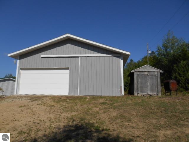 150 Colt Road Northeast Kalkaska, MI 49646 - Photo 6 of 24 1787741-5.JPG