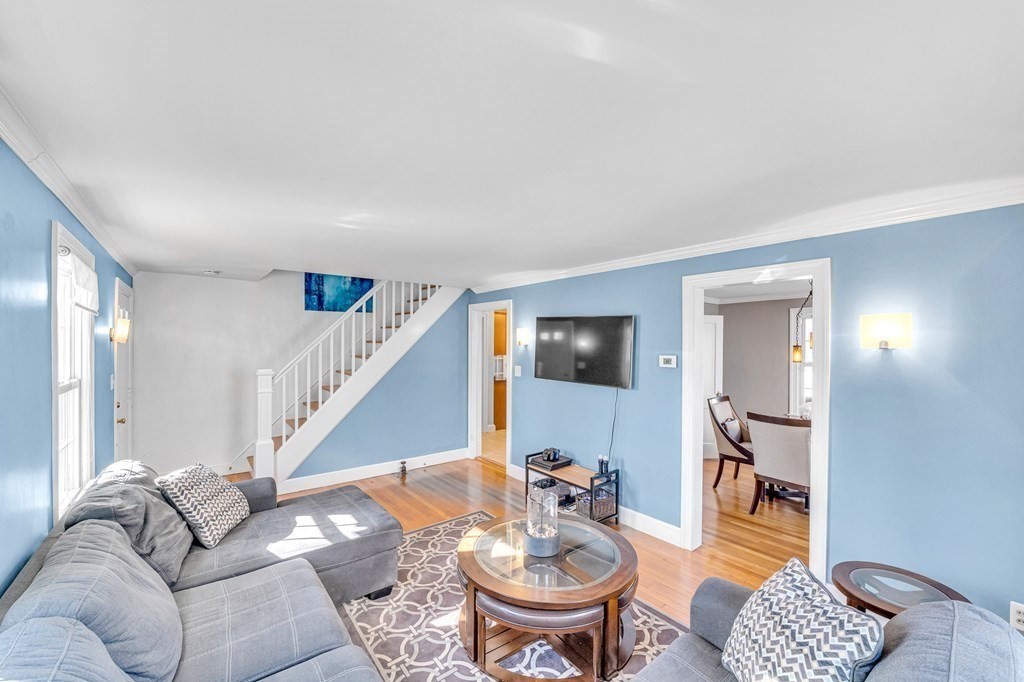 34 Powell Avenue Springfield, MA 01118 - Photo 6 of 36 Gallery Image 6