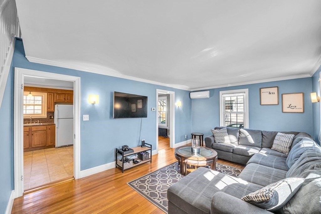 34 Powell Avenue Springfield, MA 01118 - Photo 7 of 36 Gallery Image 7