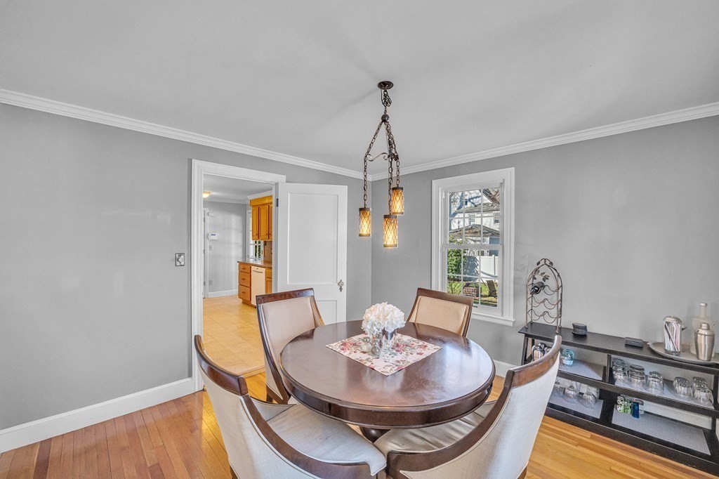 34 Powell Avenue Springfield, MA 01118 - Photo 9 of 36 Gallery Image 9