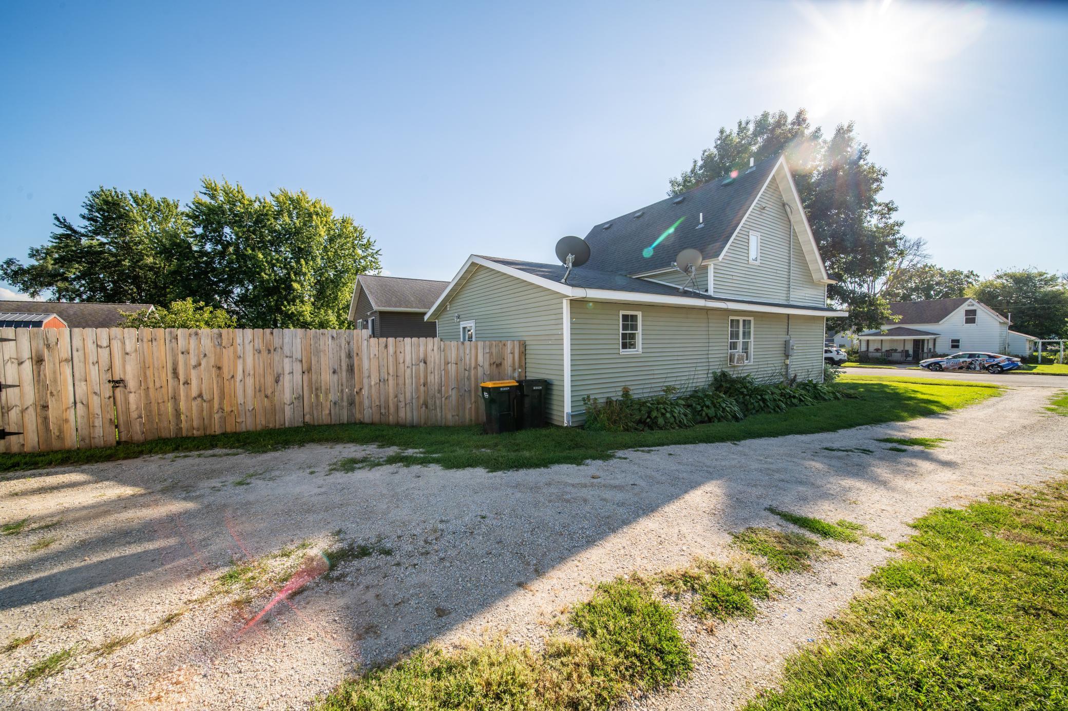 405 East Avenue Spring Valley, MN 55975 - Photo 25 of 33 Gallery Image 25