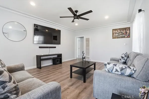 $750,000 | 4020 East 61st Street, Huntington Park, CA 90255
