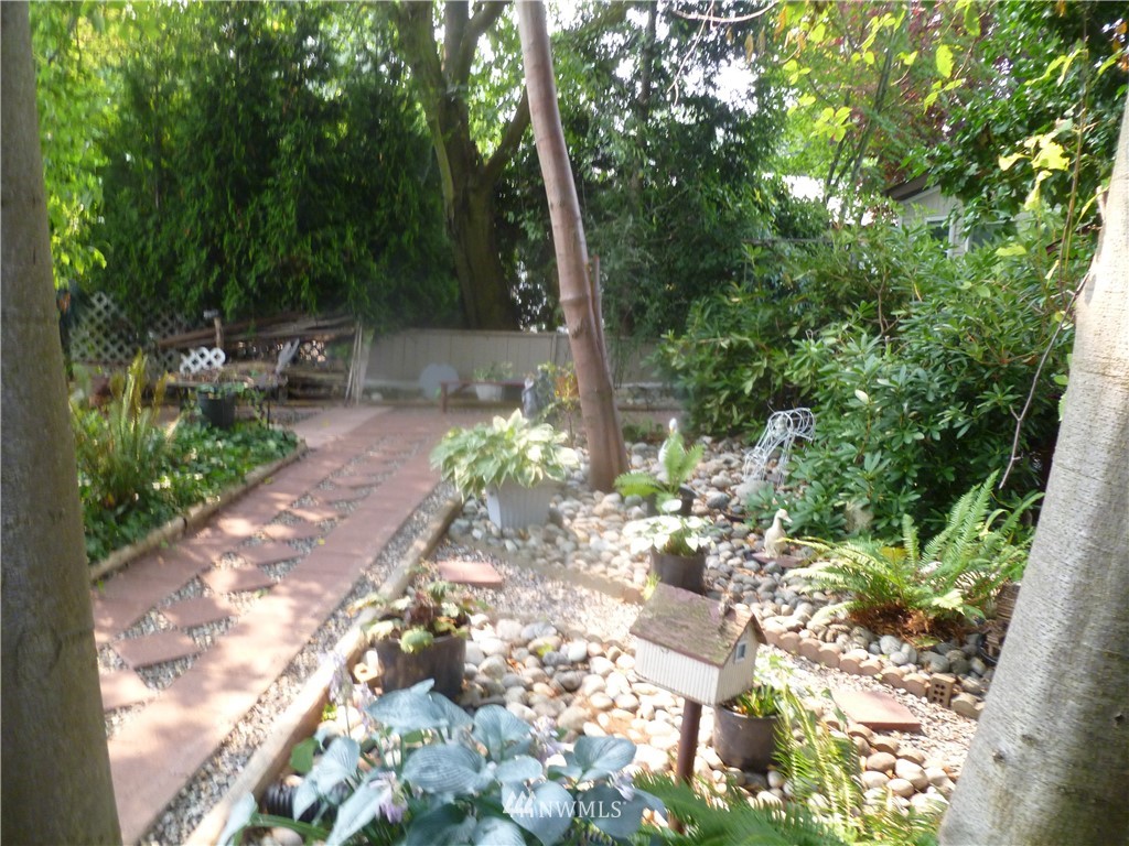 5001 Bay Road, Unit D131 Birch Bay, WA 98230 - Photo 9 of 19