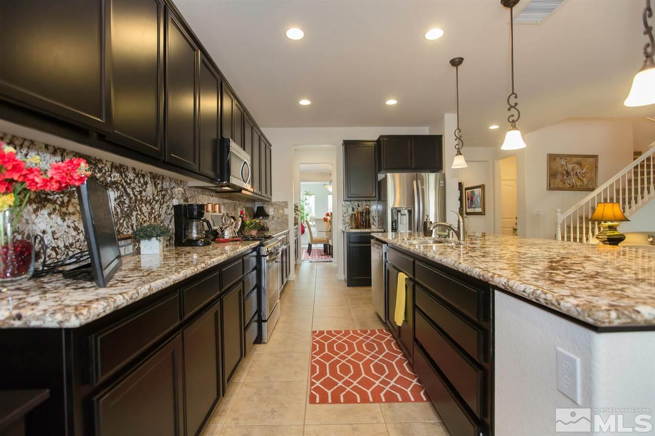 2025 Horse Prairie Road Reno, NV 89521 - Photo 10 of 25 a kitchen with lots of counter top space