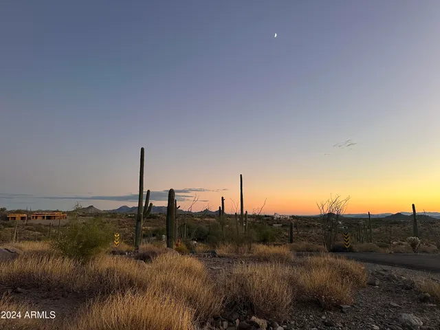 $324,000 | 8828 East Red Lawrence Drive, Unit 33, Scottsdale, AZ 85262
