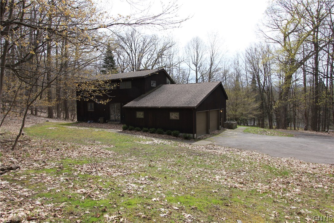 323 East River Road Oswego, NY 13126 - Photo 2 of 20