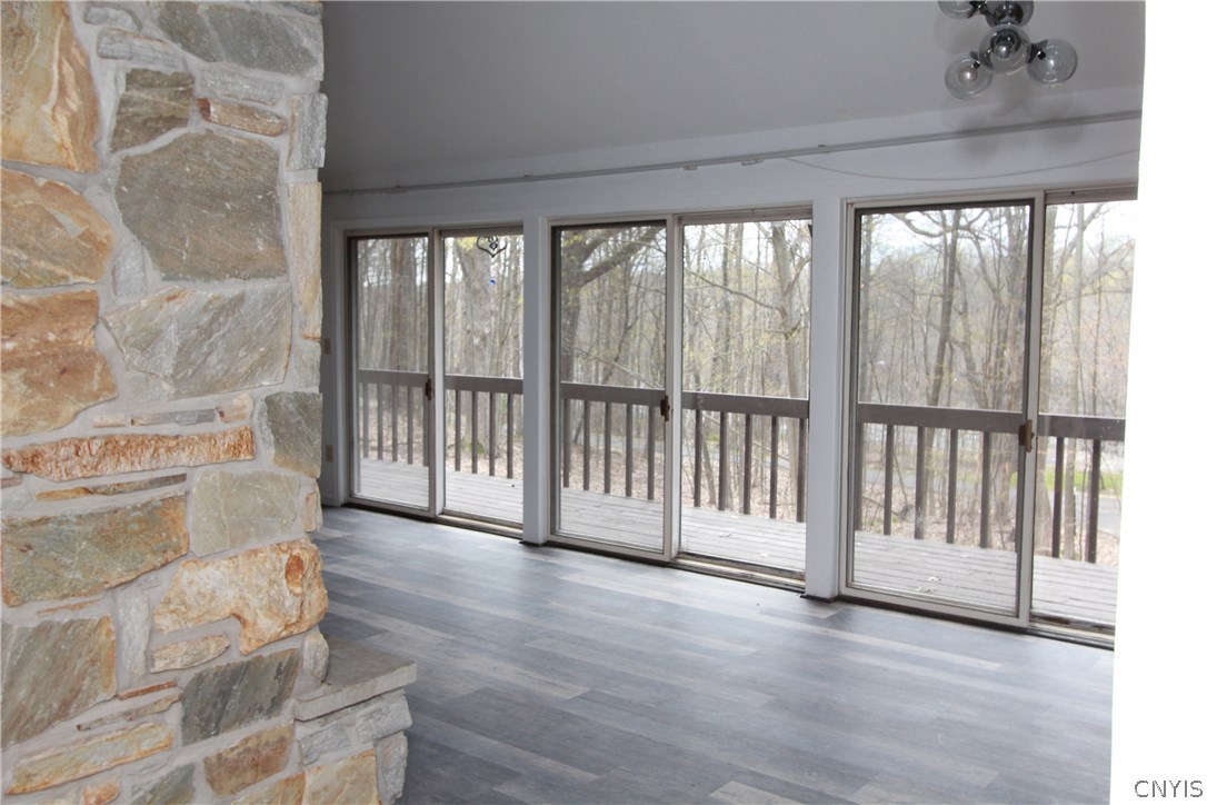 323 East River Road Oswego, NY 13126 - Photo 5 of 20