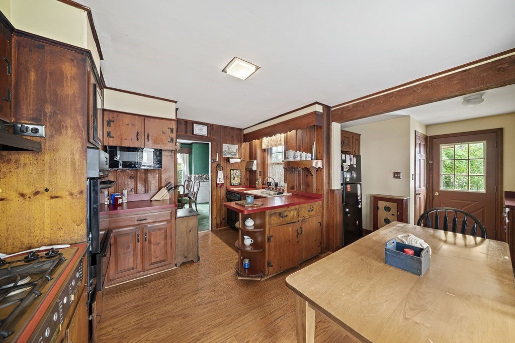 10 Homer Road Quincy, MA 02169 - Photo 3 of 23 Gallery Image 3
