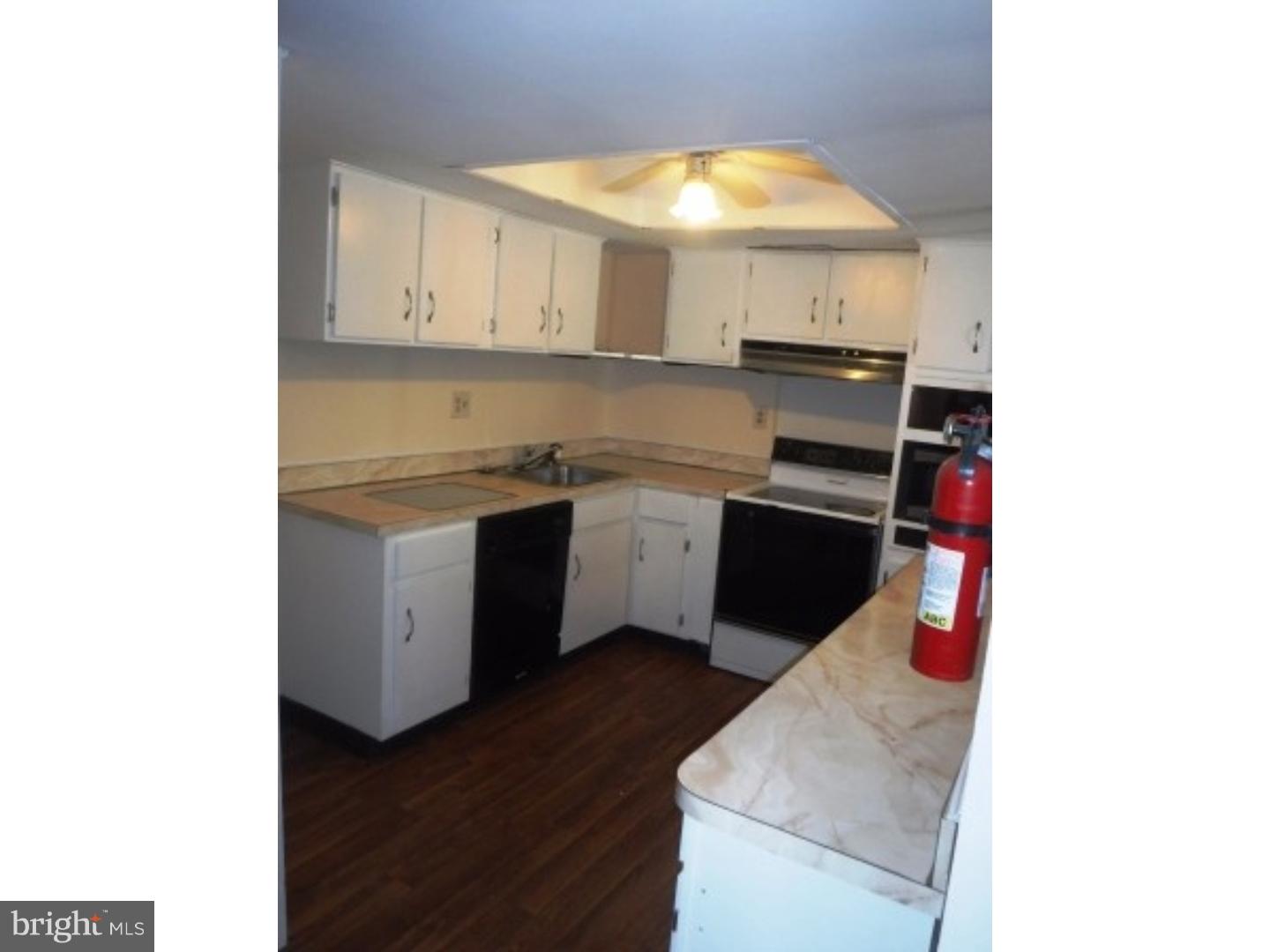 24 Rutledge Place Willingboro, NJ 08046 - Photo 4 of 16