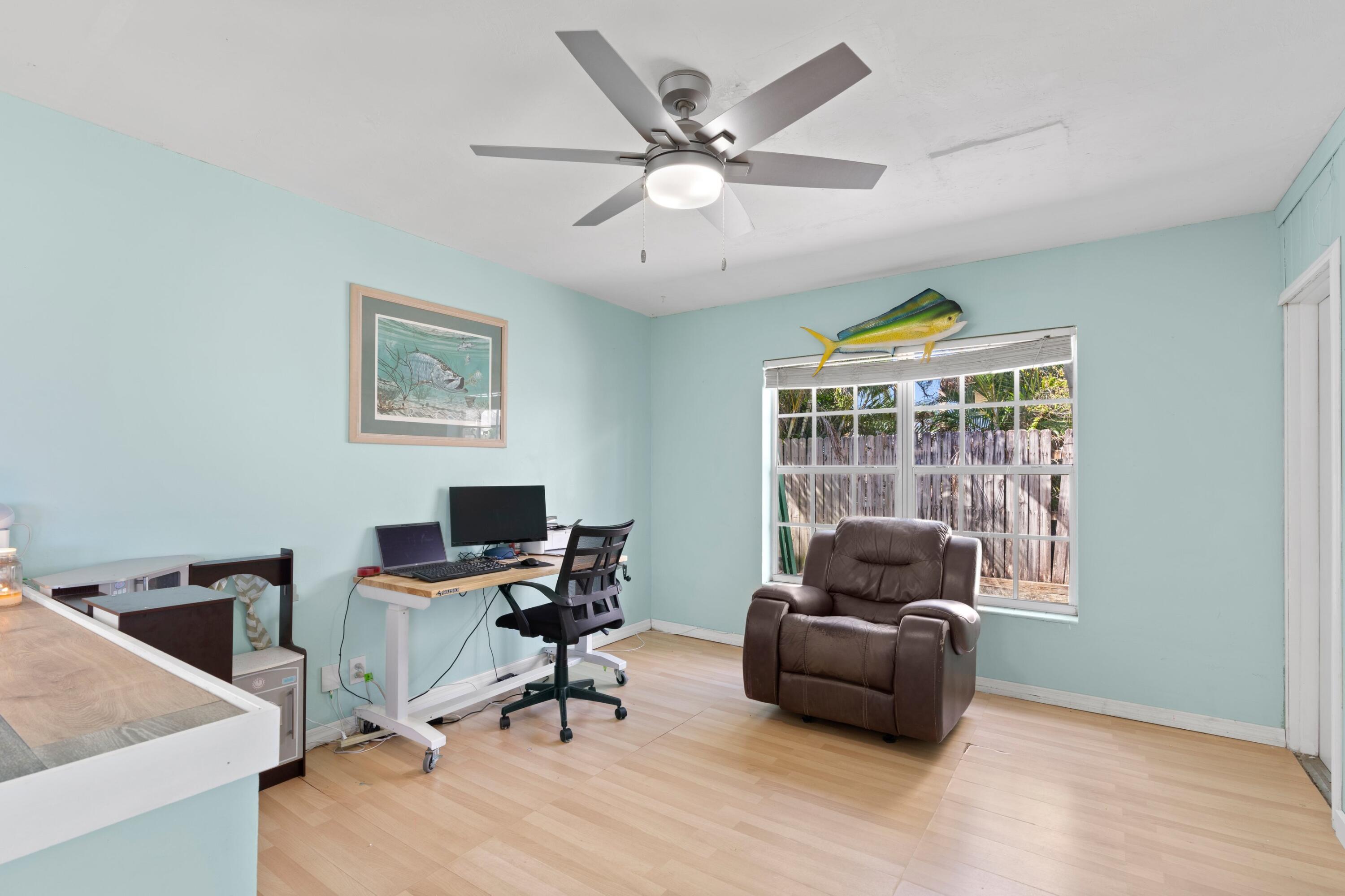 216 Northeast 32nd Street Boca Raton, FL 33431 - Photo 9 of 33 Office