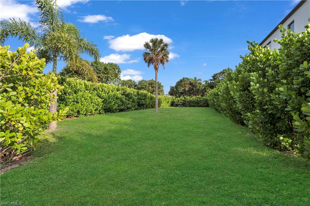 3010 Coco Avenue Naples, FL 34112 - Photo 4 of 4